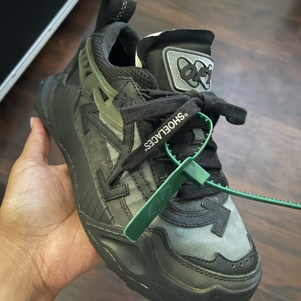 Off White Odsy 1000